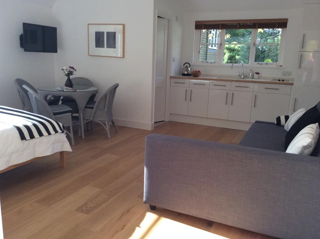 Bed and Breakfast The Hideaway à Chelwood Gate Chambre photo