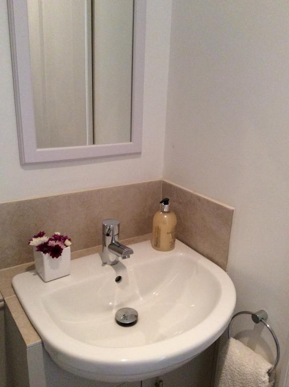 Bed and Breakfast The Hideaway à Chelwood Gate Chambre photo